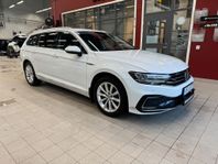 Volkswagen Passat 1.4 GTE 218hk Värmare B-Kamera Navi Drag