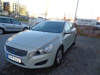 Volvo V60 D2 Momentum Euro 5