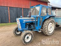 Traktor FORD 4000