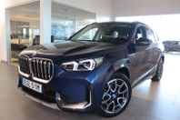 BMW iX1 xDrive30 xLine Pano Elstol-Minne Head-Up Drag H K Le