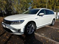 Volkswagen Passat GTE Plug-in Drag Navi Euro6 Moms/Vat 1Ägar