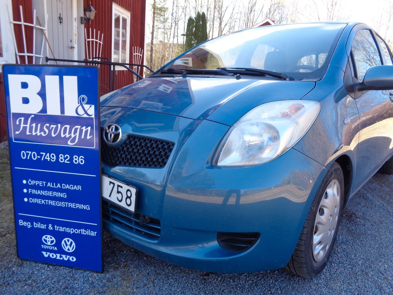 Toyota Yaris 5-D 1.3 NYBES/NY...