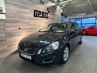 Volvo S60 D3 Geartronic Momentum | 8800mil | Svensksåld