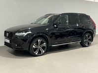 Volvo XC90 Recharge T8 Ultimate Dark Edition.