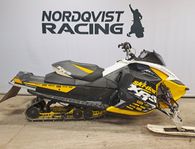 Ski-Doo MXZ 800R E-TEC ELSTART *Fri frakt