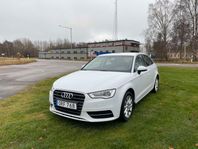 Audi A3 Sportback 1.4 TFSI S Tronic Attraction V-Hjul Nyserv