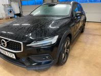 Volvo V60 Cross Country B4 MILDHYBRID AWD 197HK 4x4 Advanced