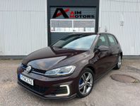 Volkswagen Golf GTE 1.4 TSI Värmare Backkamera Nyservad Drag