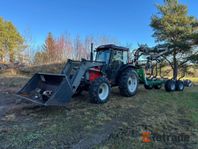 Traktor Valtra A75-4 med huggarvagn Farma T9 / Tractor + log