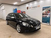 Volvo V60 D4 AWD Geartronic Momentum, R-Design 215hk