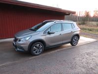 Peugeot 2008 1.2 VTi Euro 6 Panoramatak Fullservad Lågskatt