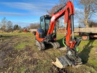 Grävmaskin  Kubota KX027-4 med 6 stycken redskap