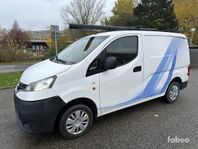 Arbetsbil Nissan NV200