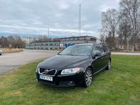 Volvo V70 D2 Momentum D-Värmare Drag V-Hjul Nybes