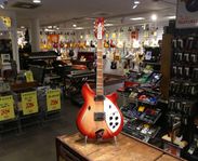 Begagnad Rickenbacker 360/12 Carl Wilson Limited edition