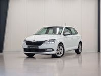 Skoda Fabia 1.0 TSI Style|1 ägare|CarPlay|SoV|12 MÅN GARANTI