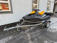 Sea-Doo Spark 2UP -221 m. Click 'N' Go trailer