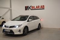 Toyota Auris SportsHybrid e-CVT Executive/LågMil/PanoramaTak