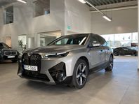 BMW iX xDrive50 Luftfjädring Drag Sportpaket Innovation hk H