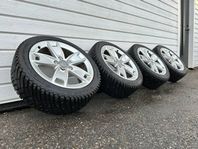 17" Audi originalfälgar med fina dubbdäck