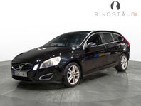 Volvo V60 D5 215 HK AUT AWD MOMENTUM DRAG D-VÄRM 14400MIL