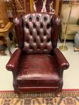 Engelsk Chesterfield öronlappsfåtölj, recliner