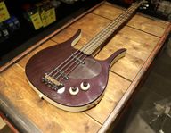 Begagnad Danelectro Longhorn reissue bass hos Musikbörsen