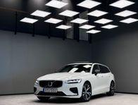 Volvo V60 Recharge T6 AWD R-Design Pano/Drag/BLIS/B-Kam/2,99