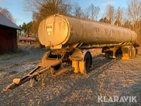 Tankvagn Nödinge Verkstäder 15/20m3 & Spannmålskärra 14m3