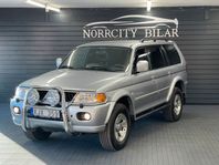 Mitsubishi Pajero Sport 3.0 V6 4WD / Automat / Dragkrok