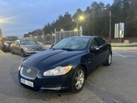 Jaguar XF 2.7 V6 207hk Automat Luxury Nybesiktigad Välvårdad