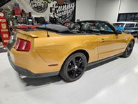 Ford Mustang GT Cab V8 320hk Avbetalning/hemleverans