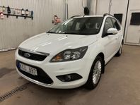 Ford Focus Kombi 1.8F Titanium Dragkrok