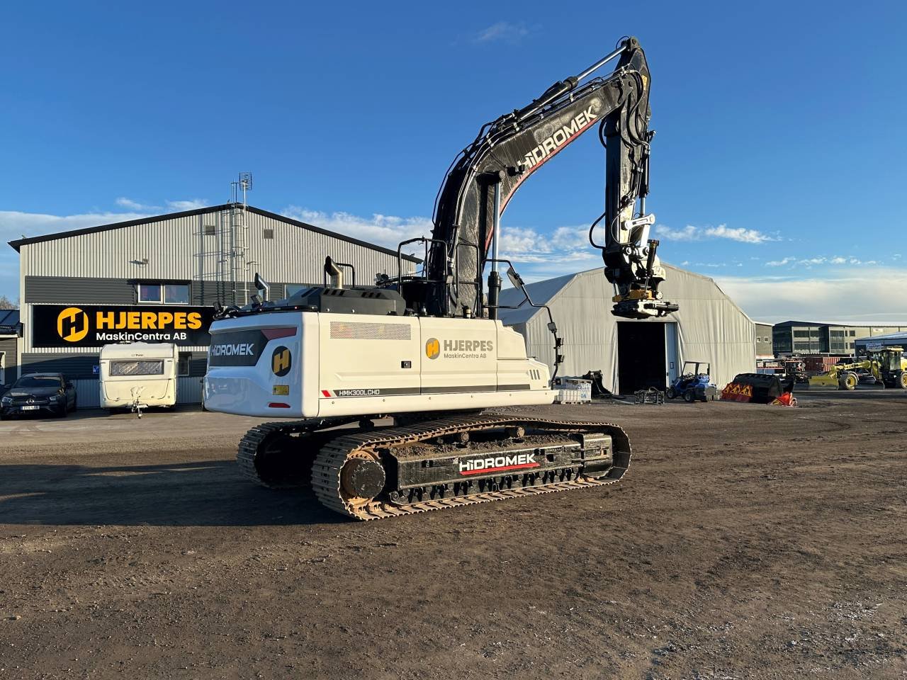 Hidromek HMK 300 LCHD begagna...