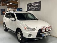 Mitsubishi Outlander 2.2 Di,4WD,Drag,Automat,7Sits,B-Kamera,