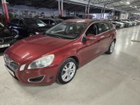 Volvo V60 T3 Manuell Momentum 150 Hk