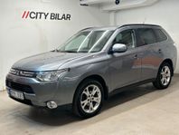 Mitsubishi Outlander 2.2 Di-D 4WD Business 7-sits Drag Kamer