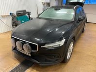 Volvo V60 Cross Country B4 MILDHYBRID AWD 197HK 4x4 Advanced