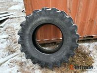 Traktordäck 540/65 R38