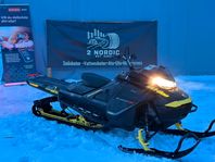 Ski-Doo Summit X 850 fr.749kr/mån