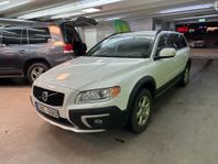 Volvo XC70 D4 AWD AUTOMAT 181 hk SUMMUM DRAG LÄDER RATTVÄRME