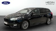 Ford Focus ST-LINE 1.0 EcoBoost 125hk - Svart Optik