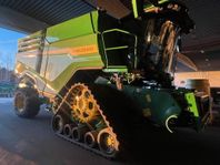 John Deere X9 1100