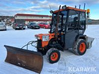 Traktor Kubota B7100