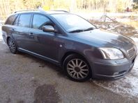 Toyota Avensis Kombi 2.4 AUTOMAT/NYBES/NYSERV/DRAG/FINANS/IN