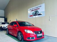 Suzuki Kizashi 2.4 VVT 4WD CVT Dragkrok Taklucka KeylessGo