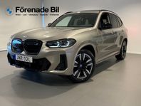 BMW iX3 Charged Paket Sätesminne Pano Farth. Backkamera Drag