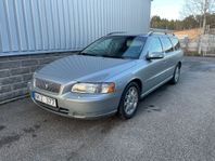 Volvo V70 2.4D Classic / Aut. / Nyservad / Nybes!