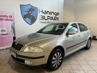 Skoda Octavia 2.0 FSI/AUTOMAT/NYBESIKTAD/SUPERDEAL 3,95%