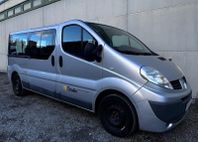 Renault Trafic KOMBI 2.9T 2.5 DCI 9-SITS DRAGKROK AUTOMAT